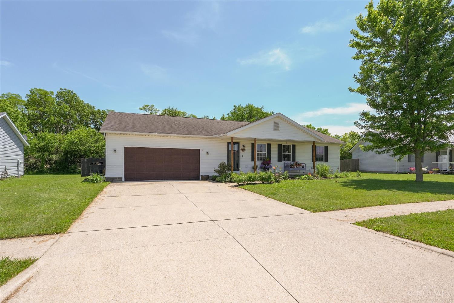 Rene Vance of Vance Team Realtors presents 895 Riverbirch Road, Washington Court House, Ohio — updated 3-bedroom ranch listed at $270,000